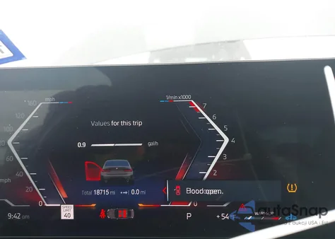 2023 BMW 330I xDrive z USA, uszkodzony, nr VIN 3MW89FF00P8D01223